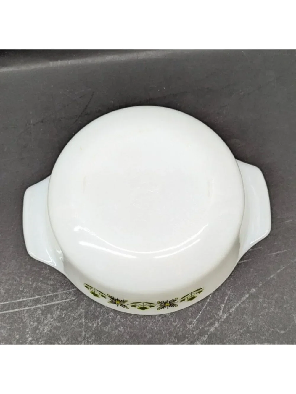Anchor Hocking Fire King Round 2 Qt. Covered Casserole Dish Glass Vintage